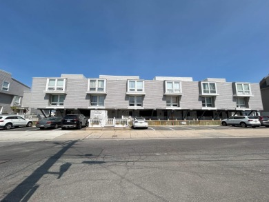 Beach Condo For Sale in Atlantic City, New Jersey