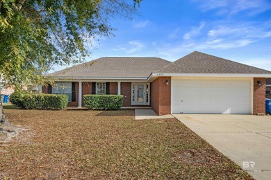 Beach Home For Sale in Foley, Alabama
