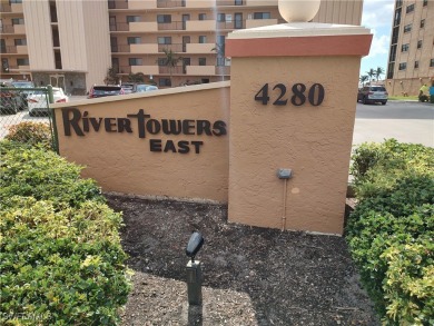 Beach Condo For Sale in Cape Coral, Florida