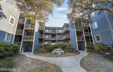 Beach Condo For Sale in North Topsail Beach, North Carolina