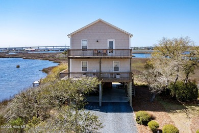 Beach Home For Sale in Surf City, North Carolina