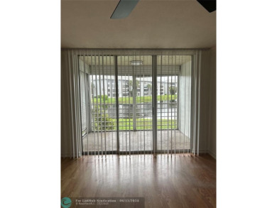 Beach Condo For Sale in Davie, Florida