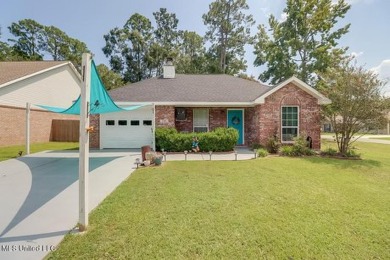 Beach Home Sale Pending in Diamondhead, Mississippi