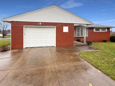 Beach Home For Sale in Girard, Pennsylvania