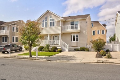 Beach Townhome/Townhouse For Sale in Margate, New Jersey