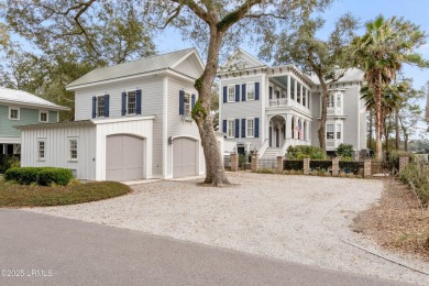 Beach Home For Sale in Beaufort, South Carolina