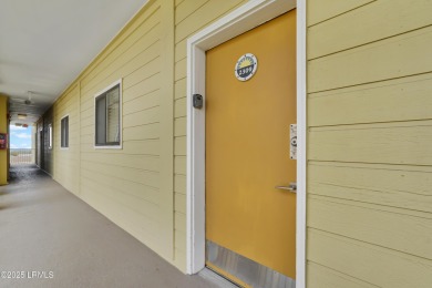 Beach Condo For Sale in Hilton Head Island, South Carolina