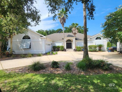 Beach Home For Sale in Gulf Shores, Alabama