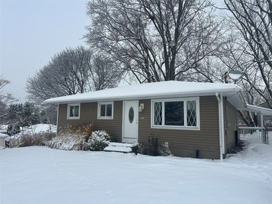 Beach Home Sale Pending in Erie, Pennsylvania