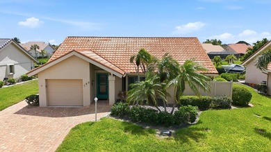 Beach Home For Sale in Nokomis, Florida