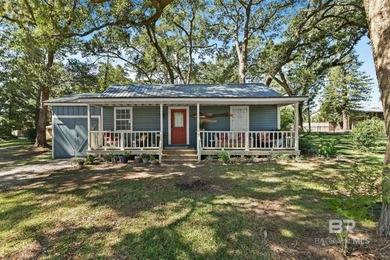 Beach Home Sale Pending in Gulf Shores, Alabama