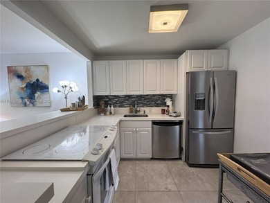 Beach Condo For Sale in Aventura, Florida