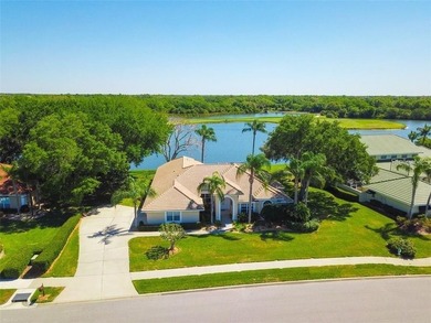 Beach Home Sale Pending in Sarasota, Florida
