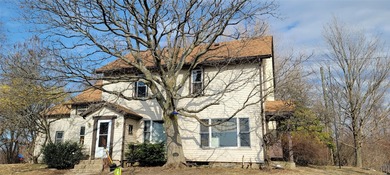 Beach Home For Sale in North East, Pennsylvania