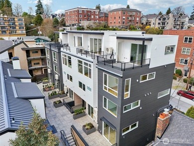 Beach Home For Sale in Seattle, Washington