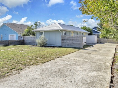 Beach Home For Sale in Panama City Beach, Florida