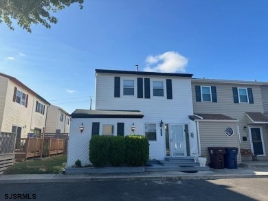 Beach Townhome/Townhouse For Sale in Ventnor, New Jersey