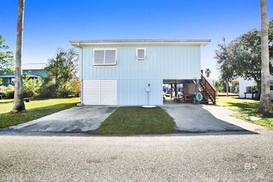 Beach Home For Sale in Gulf Shores, Alabama