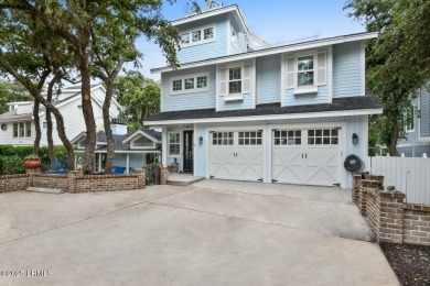 Beach Home For Sale in Hilton Head Island, South Carolina
