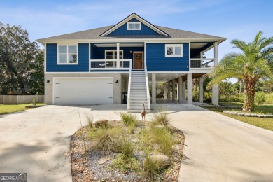 Beach Home For Sale in Saint Marys, Georgia