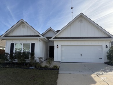 Beach Home For Sale in Foley, Alabama