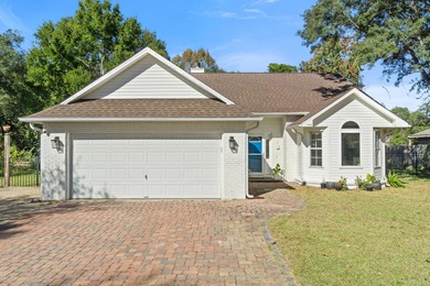 Beach Home For Sale in Navarre, Florida