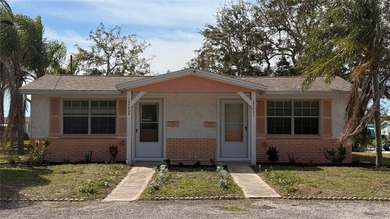 Beach Townhome/Townhouse For Sale in Hudson, Florida