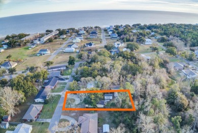 Beach Home For Sale in Long Beach, Mississippi