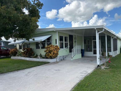Beach Home For Sale in Nokomis, Florida