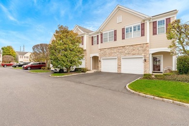 Beach Condo Sale Pending in Bay Shore, New York