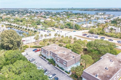 Beach Condo For Sale in Vero Beach, Florida