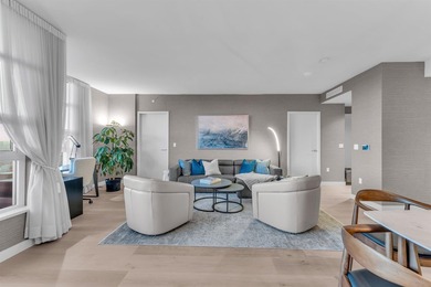 Beach Condo For Sale in Vancouver, BC
