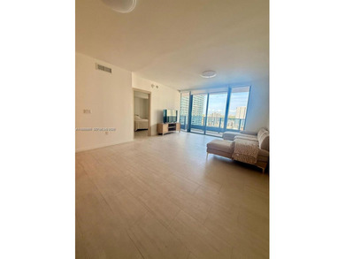 Beach Condo For Sale in Miami, Florida