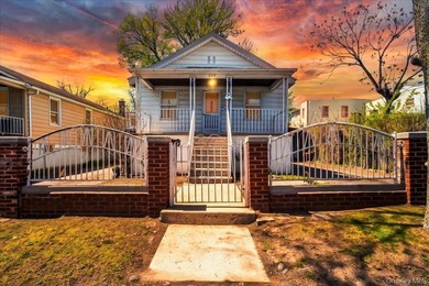 Beach Home For Sale in Bronx, New York