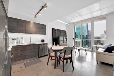 Beach Condo For Sale in Miami, Florida