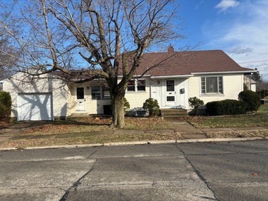 Beach Home Sale Pending in Erie, Pennsylvania