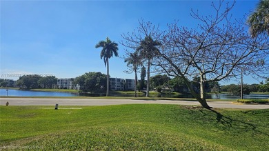 Beach Condo For Sale in Davie, Florida