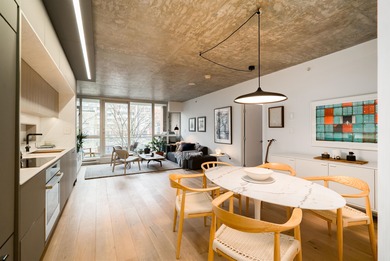 Beach Condo For Sale in Vancouver, BC