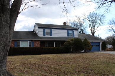 Beach Home Sale Pending in Norwalk, Connecticut