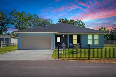 Beach Home For Sale in Navarre, Florida