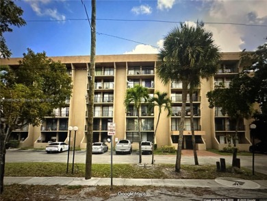 Beach Condo For Sale in North Miami Beach, Florida