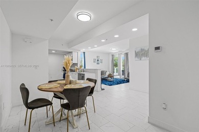 Beach Condo For Sale in Hollywood, Florida