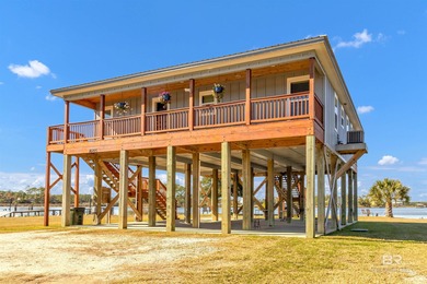 Beach Home For Sale in Gulf Shores, Alabama