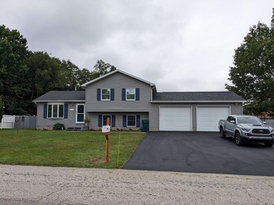 Beach Home Sale Pending in Erie, Pennsylvania