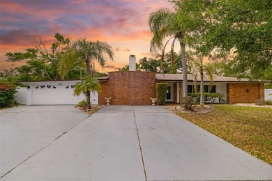 Beach Home For Sale in Sarasota, Florida