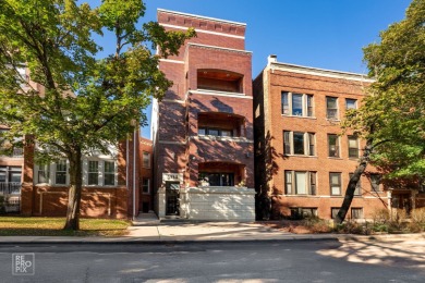 Beach Home Sale Pending in Chicago, Illinois