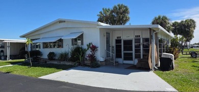Beach Home For Sale in Palmetto, Florida