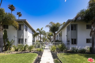 Beach Home For Sale in Santa Monica, California