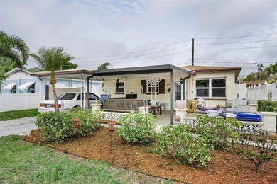 Beach Home For Sale in St. Petersburg, Florida