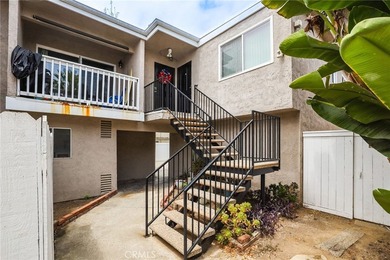 Beach Condo For Sale in Huntington Beach, California